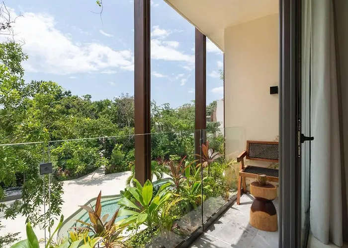Hotel Mistiq Gardens
