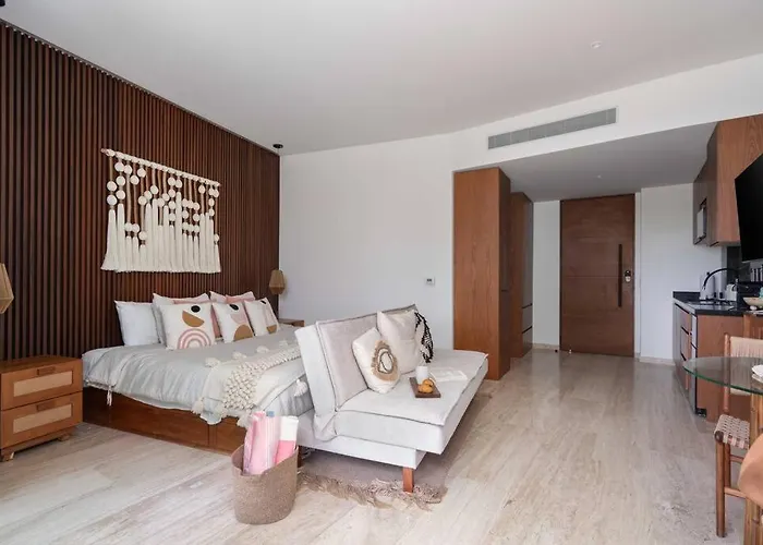 Mistiq Gardens Tulum